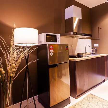 Highpark Suites In Petaling Jaya, Kelana Jaya By Plush Kampong Baharu Sungai Way Room photo