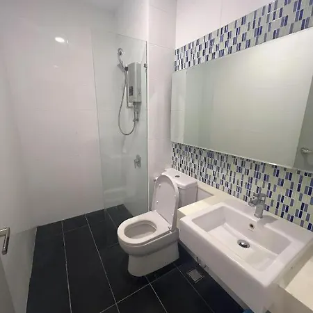 Highpark Suites In Petaling Jaya, Kelana Jaya By Plush Kampong Baharu Sungai Way Exterior photo