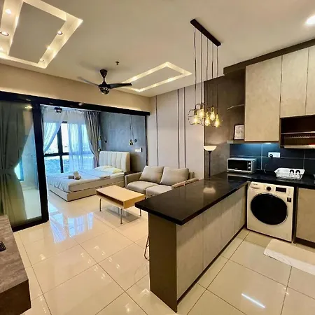 Highpark Suites In Petaling Jaya, Kelana Jaya By Plush Kampong Baharu Sungai Way Exterior photo