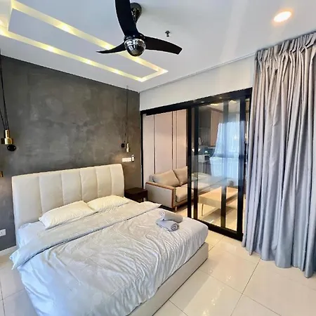 Highpark Suites In Petaling Jaya, Kelana Jaya By Plush Kampong Baharu Sungai Way Exterior photo