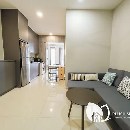 Highpark Suites In Petaling Jaya, Kelana Jaya By Plush Kampong Baharu Sungai Way Exterior photo