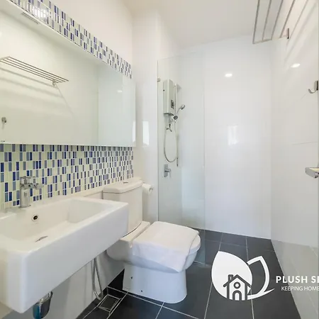 Highpark Suites In Petaling Jaya, Kelana Jaya By Plush Kampong Baharu Sungai Way Exterior photo